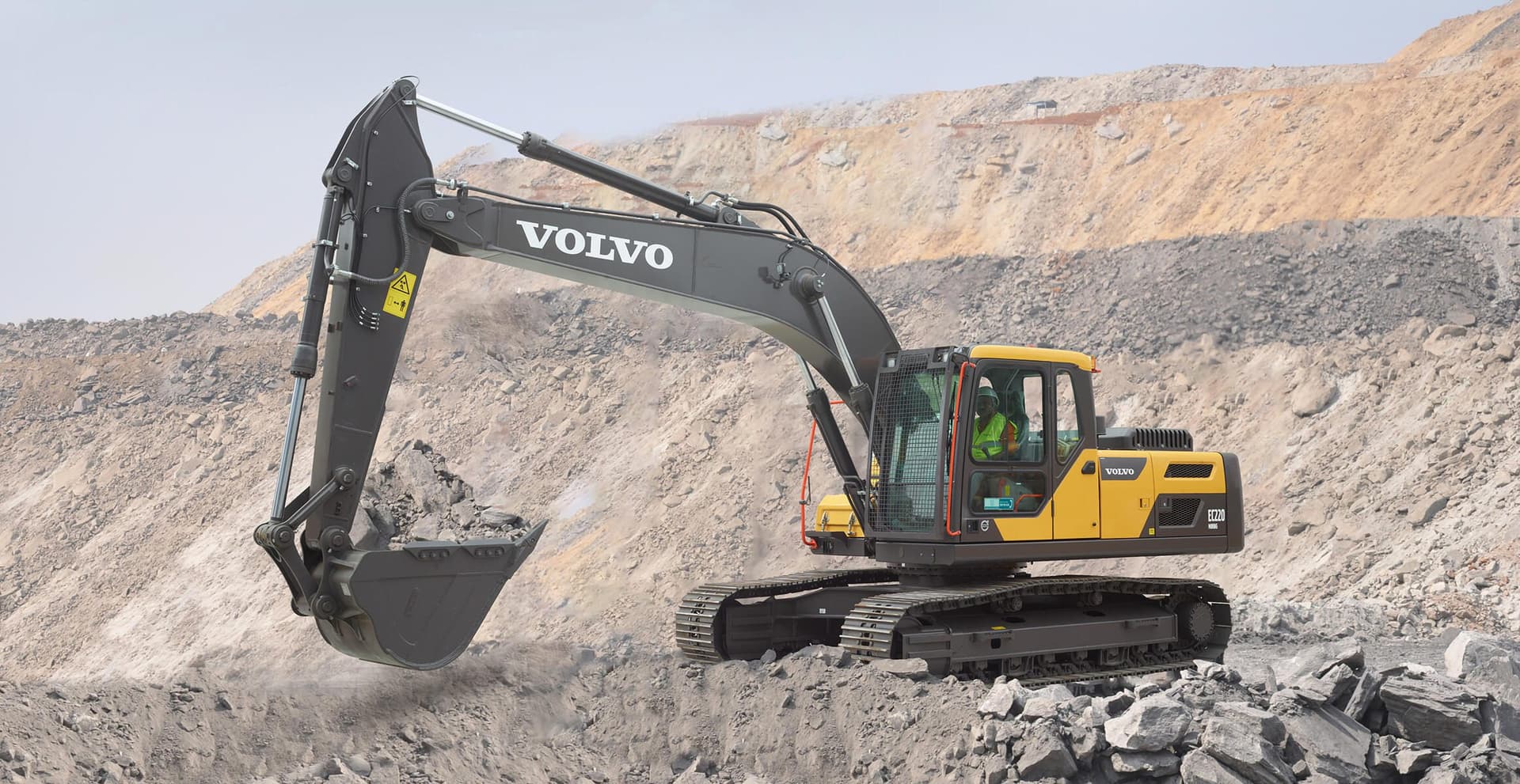 Volvo 22 Ton Excavator on Rent: Best &amp; Ultimate EC220 rental Bhubaneswar — RentMyMachine
